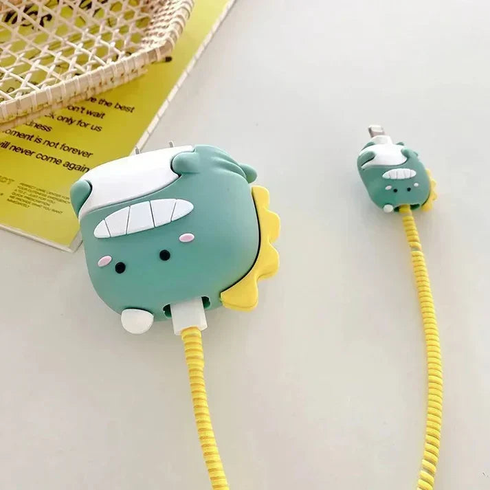 Iphone Charger Case Cover - Dragon - 4 Piece Set (With Wire Protector)