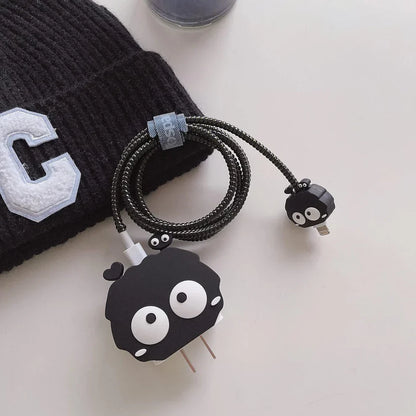 Iphone Charger Case Cover - Black Owl - 4 Piece Set (With Wire Protector)